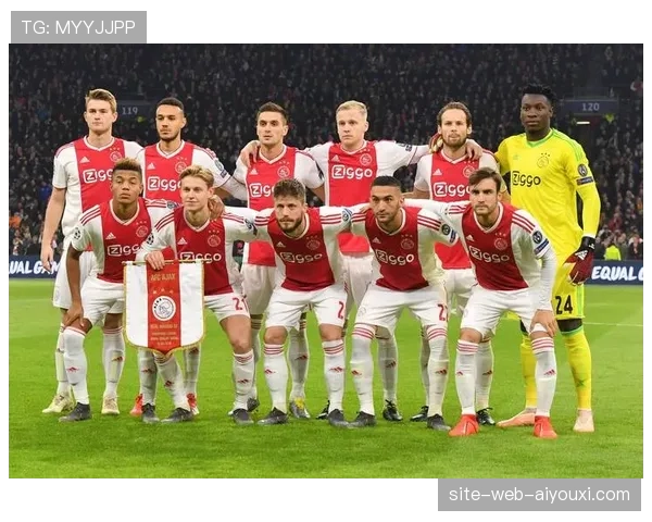 阿贾克斯零比三负加拉塔萨雷 欧冠征程遭遇挫折