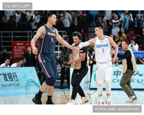 上海男篮被曝豪掷800万美金引援，钞能力能否买来总冠军存疑